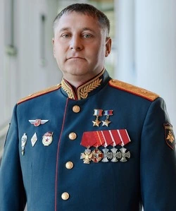 Врио главы региона обратился к воинам-десантникам и ветеранам ВДВ в их праздник