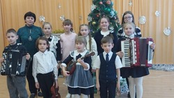 Сотрудники Прохоровской ДШИ выступили с музыкальными программами в детских садах райцентра