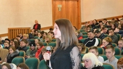 Свой путь мы выбираем вместе. Проект «Диалог на равных» продолжается в Прохоровском районе
